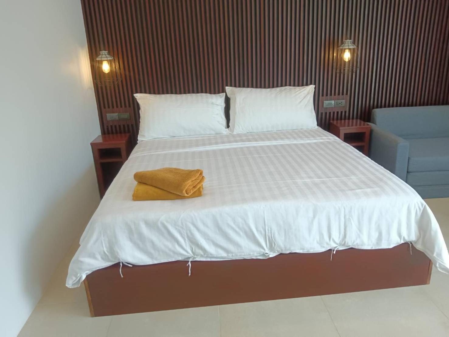 Beach House By Rose Massage Nai Thon Beach Exterior foto